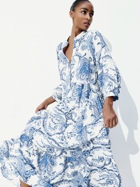 NWT H&M Blue and White Paisley Maxi Dress